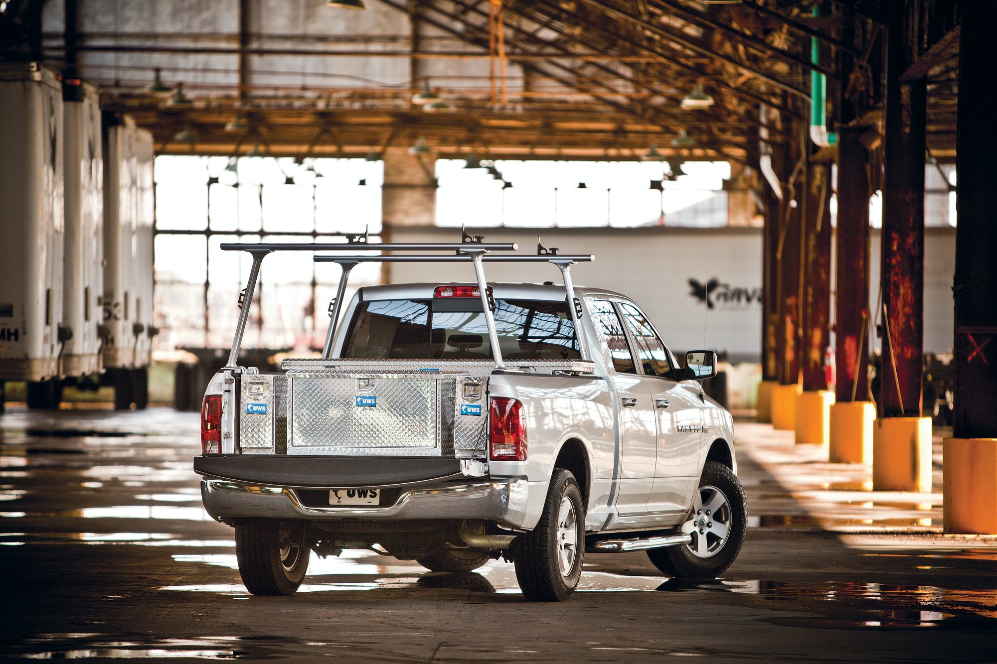 Commercial outfitting solutions